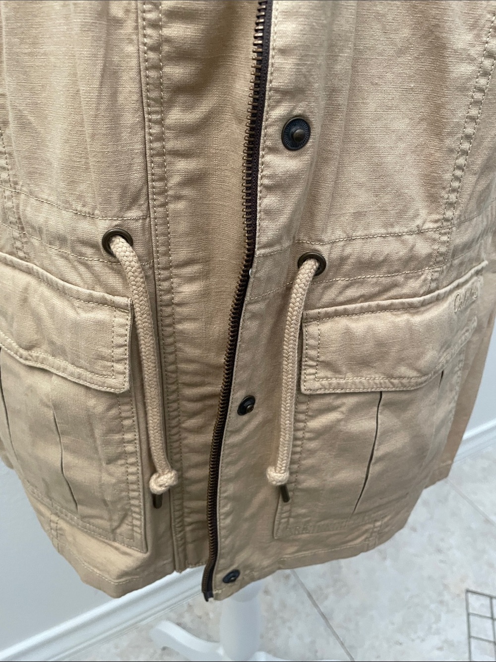 Cabela’s Women’s Utility Khaki Vest Pockets Hiking Camping - Picture 7 of 10